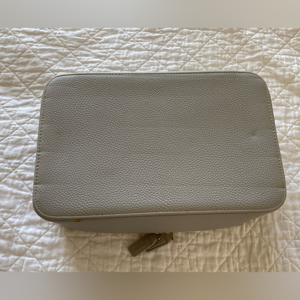 Tonic Makeup Case - Picture 7 of 12